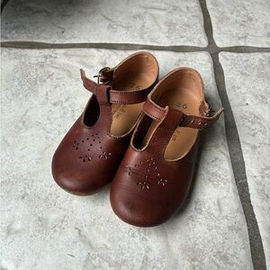 Adelisa & Co Leather Mary Jane Shoes